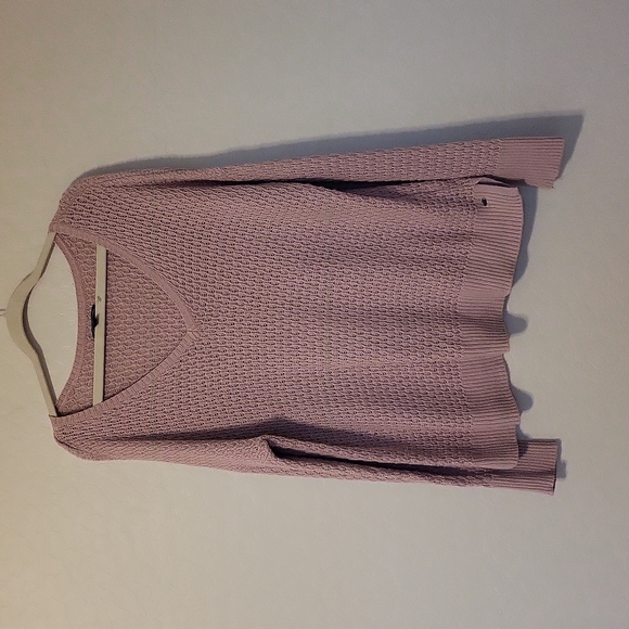 American Eagle Outfitters Dusty Mauve Pullover Sweater Side Slits V Neck Size M - Picture 2 of 10